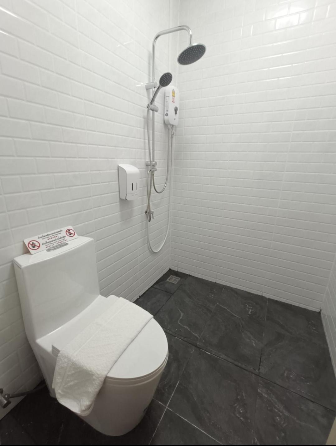 Wora Home Huahin Εξωτερικό φωτογραφία